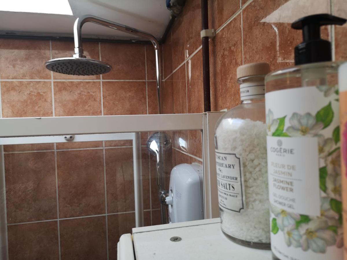 2 Bed Flat, Bounds Green, Piccadilly Line, London N11 Eksteriør billede