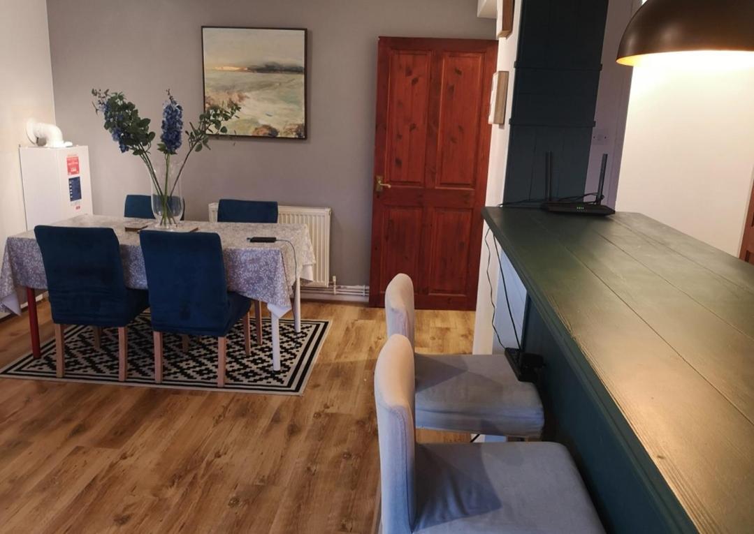 2 Bed Flat, Bounds Green, Piccadilly Line, London N11 Eksteriør billede